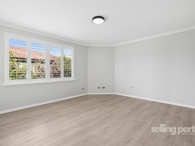 61B Pollard Street, Glendalough WA 6016