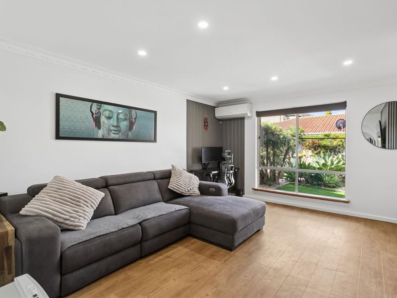 4/201 Royal Street, Yokine WA 6060