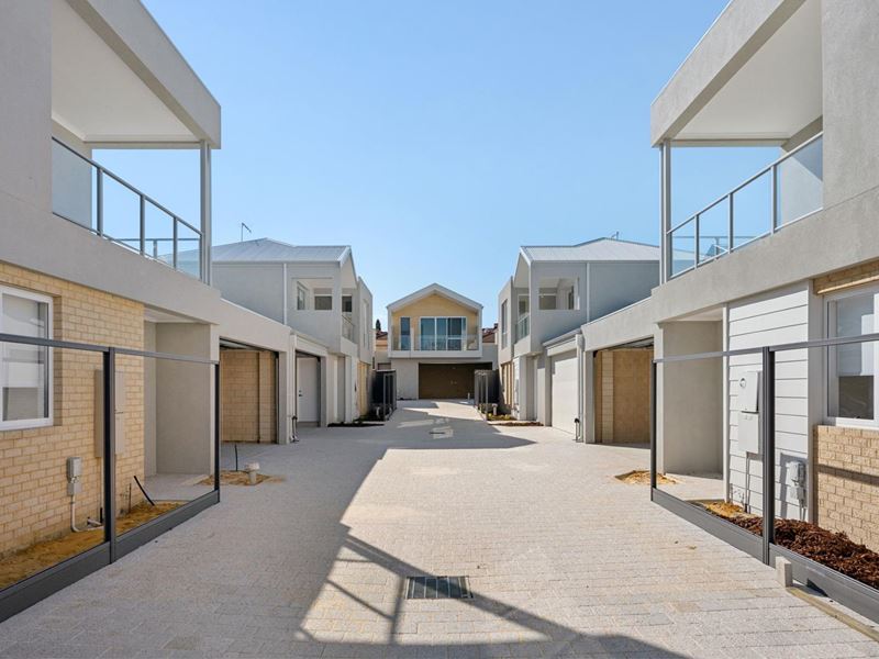 9/114 Matheson Road, Applecross WA 6153