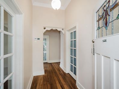 108 Crawford Road, Maylands WA 6051