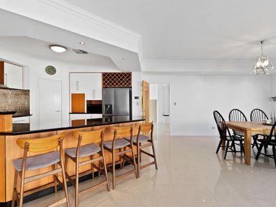 5 Montague Way, Kallaroo WA 6025