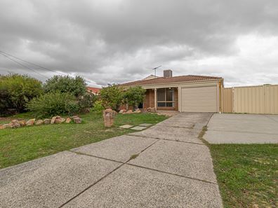 21 Mandarin Way, Seville Grove WA 6112