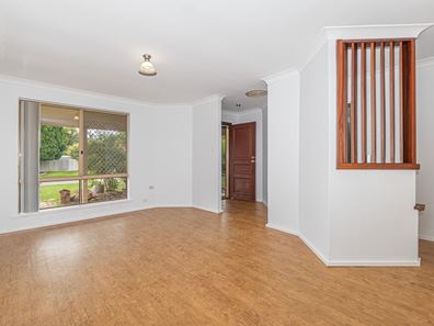21 Mandarin Way, Seville Grove WA 6112
