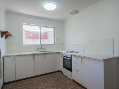 8a Sussex Street, Spearwood WA 6163