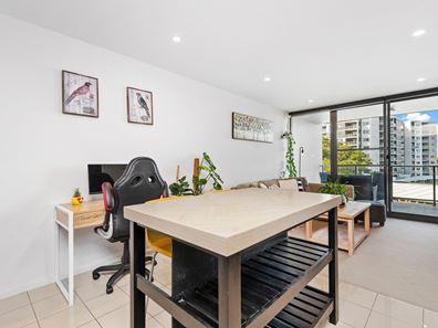 74/1 Rowe Avenue, Rivervale WA 6103