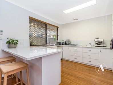 3 Molloy  Circuit, Atwell WA 6164