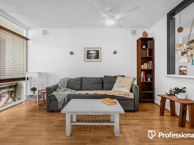 7F Chailey Place, Balga WA 6061
