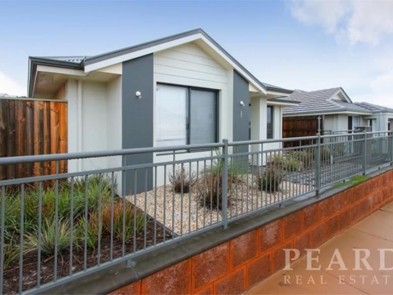 8 Ranfurly Approach, Ellenbrook WA 6069