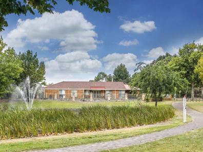 430 Summerlakes Parade, Ballajura WA 6066