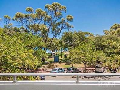 5/17 Rockingham Beach Road, Rockingham WA 6168