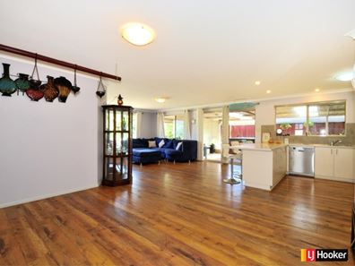 28 St Ettiene Gardens, Port Kennedy WA 6172