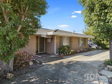 40 Parklands Square, Riverton WA 6148