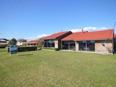 134 Arcadia Drive, Shoalwater WA 6169