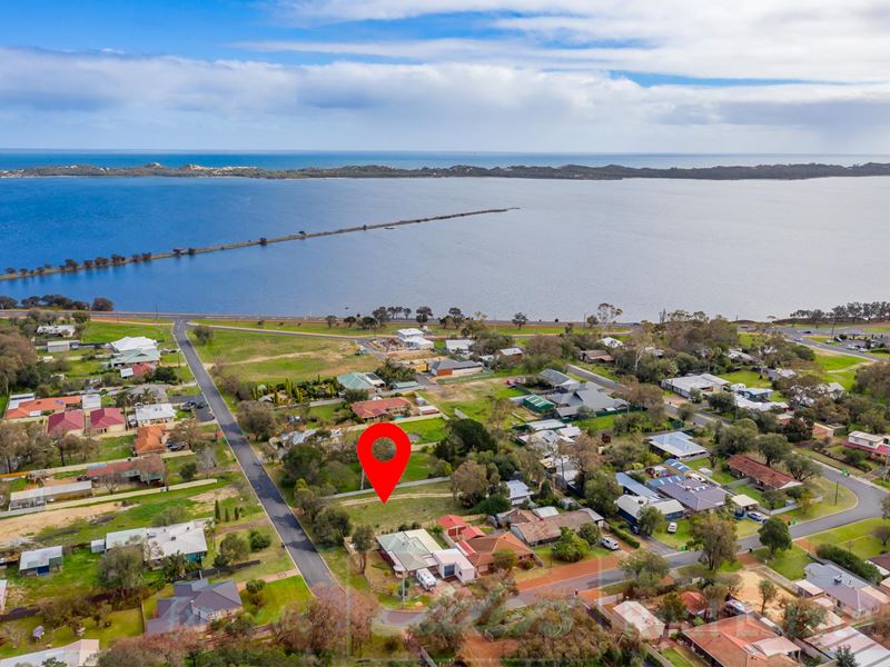 14B Laura Avenue, Australind WA 6233