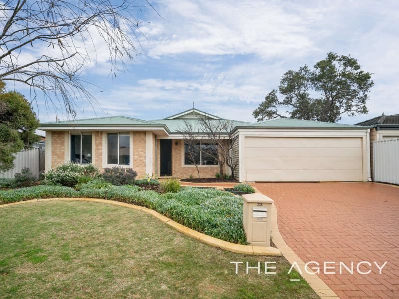 32 Gentle Circle, South Guildford WA 6055