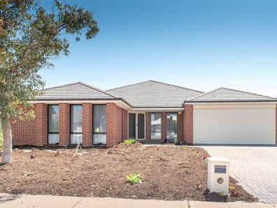 15 Redstone Trail, Ellenbrook WA 6069