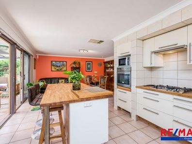 11 Grenfell Way, Leeming WA 6149