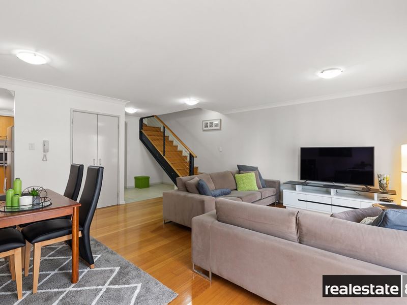 30/128 Mounts Bay Road, Perth