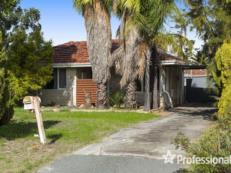 10 Chataway Road, Girrawheen WA 6064