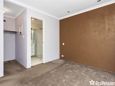 5 Woodspring Trail, Canning Vale WA 6155