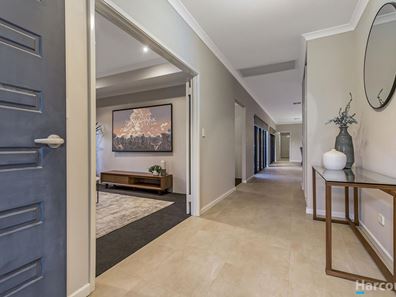 28 Horticulture Gardens, Banksia Grove WA 6031
