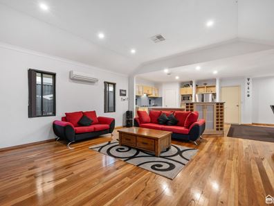 24 Plaistowe Boulevard, Byford WA 6122