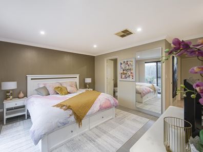 31 Battrass Loop, Baldivis WA 6171