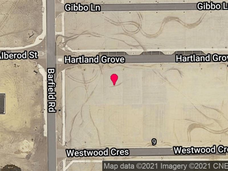 6 Hartland Grove, Hammond Park