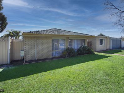 59 Osprey Circle, Ballajura WA 6066