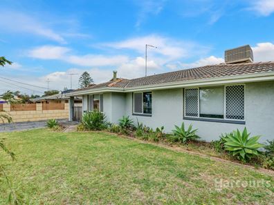 6 Wyeree Road, Mandurah WA 6210