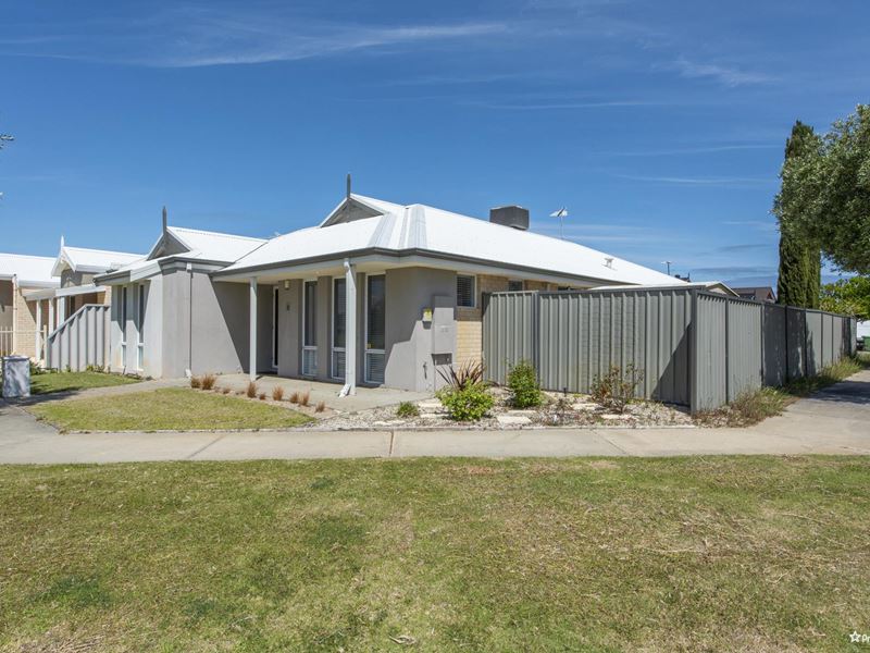 34 Merrimac Loop, Rockingham WA 6168