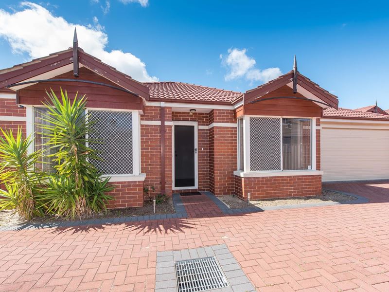 2/6 Johnson Street, Redcliffe