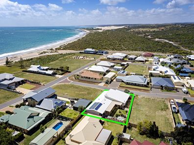 61 Wave Crest Circle, Drummond Cove WA 6532