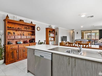 63 Evans Way, Byford WA 6122