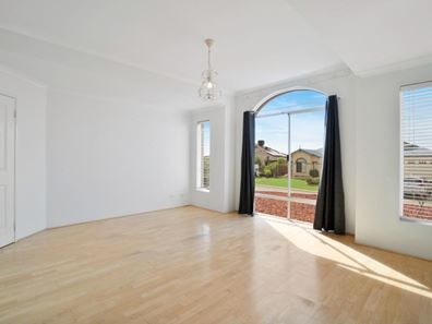 3 Cordia Way, Halls Head WA 6210