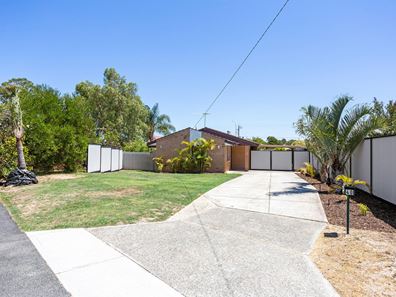 40 Ipswich Crescent, Girrawheen WA 6064