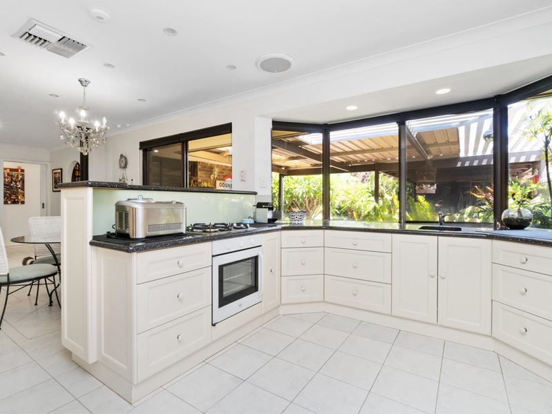59 Parkside Drive, Thornlie