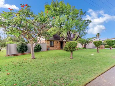 18 Gorham Way, Spearwood WA 6163