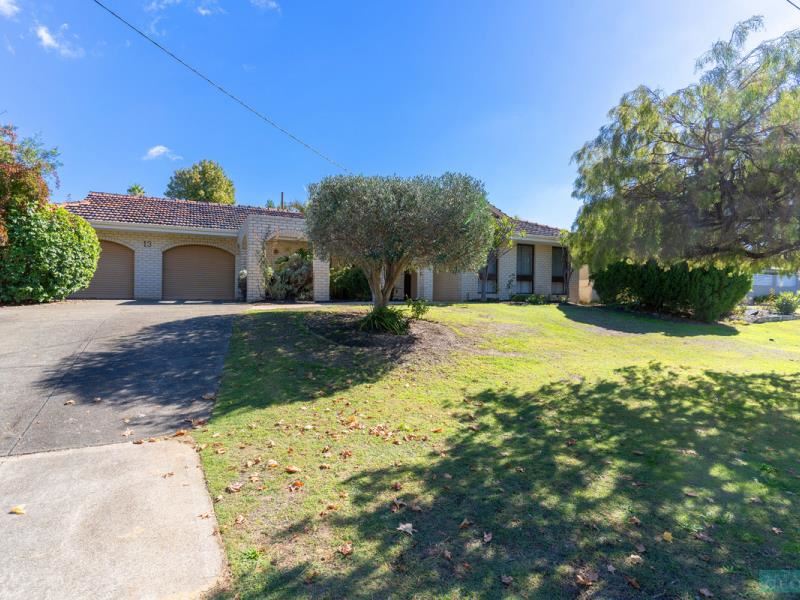 13 Telopia Drive, Duncraig