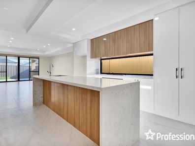 11 Setter Way, Southern River WA 6110
