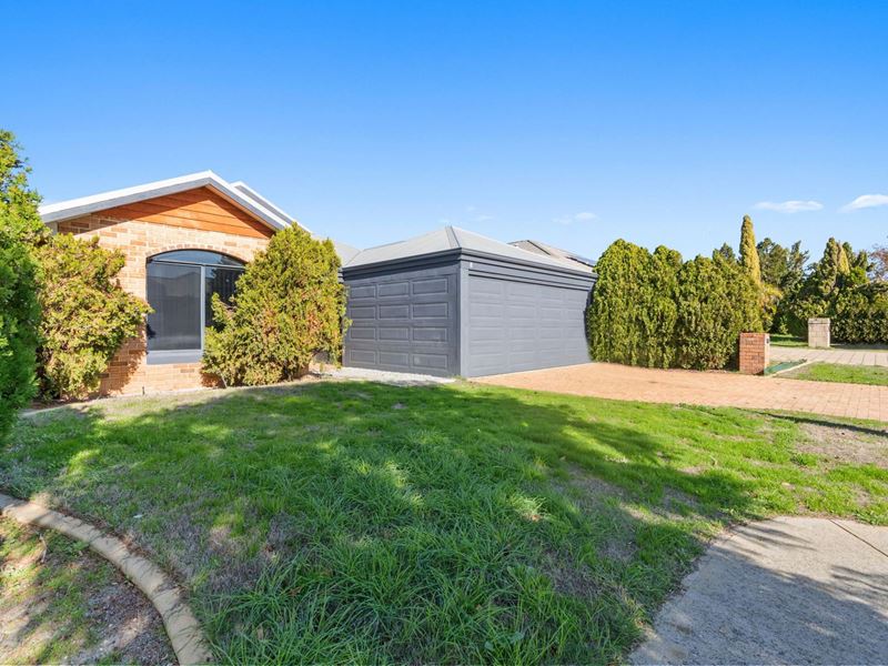 8 Clover Way, Ellenbrook WA 6069