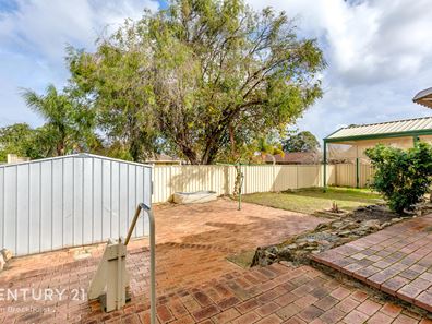 2/81 Crandon Street, Gosnells WA 6110