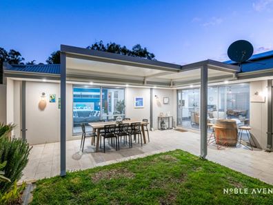 23 Debenham Way, Hillarys WA 6025