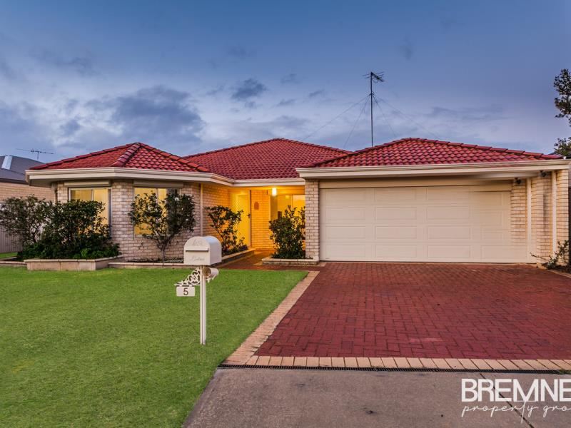 5 Heathcote Way, Bertram