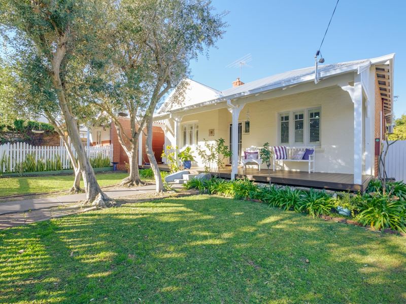 10 Flinders  Street, Mount Hawthorn