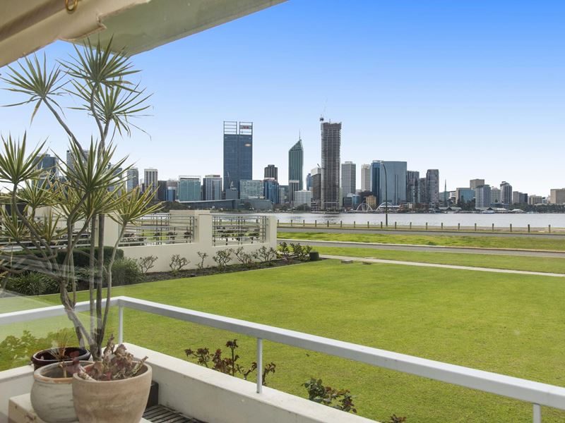 2/7 South Perth Esplanade, South Perth WA 6151