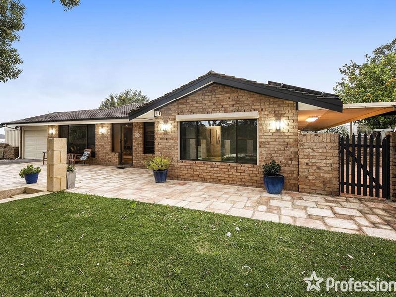 1 Oberon Grove, Mount Nasura WA 6112