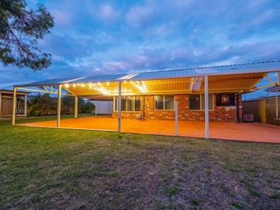 23 Federation Drive, Singleton WA 6175