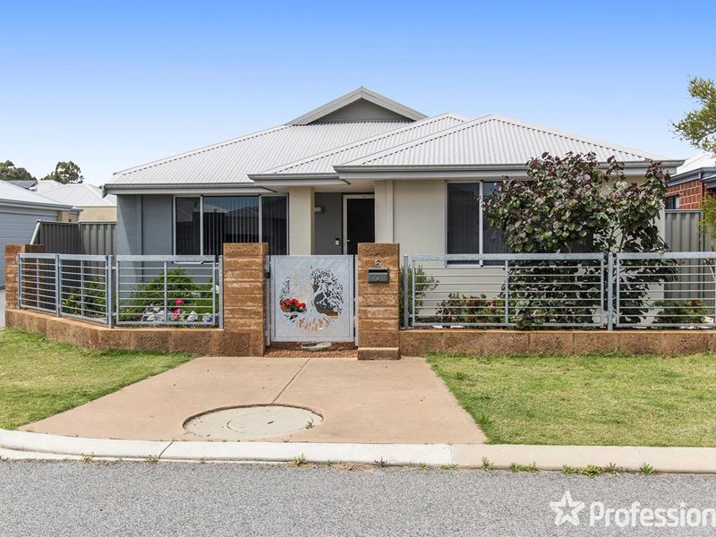 6 Cattach Way, Byford WA 6122