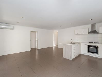2/37 Maiden Way, Baldivis WA 6171
